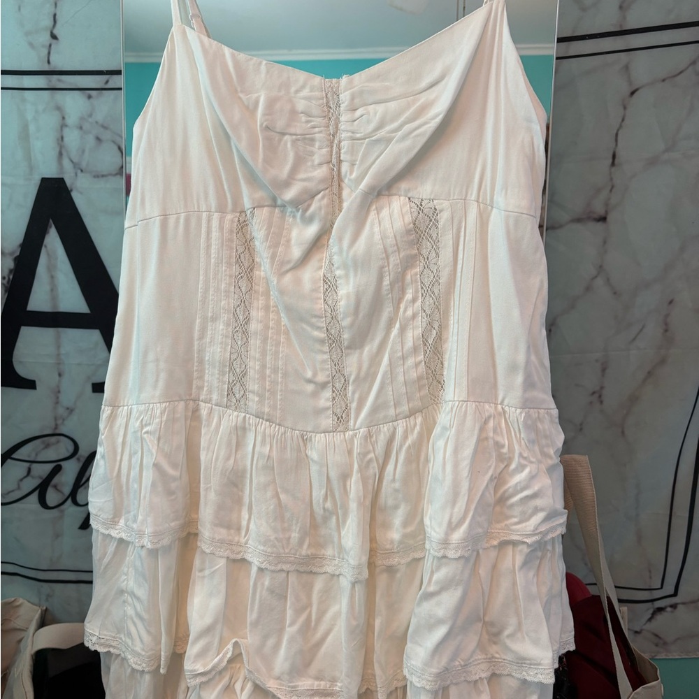 American Eagle Outfitters White Tiered Camisole